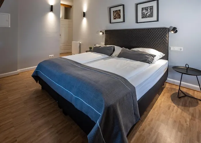 Szálloda Zur Krone *